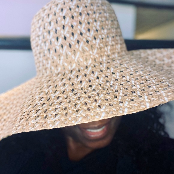 Chatties (Lot of 2) Pretty Sun Hats! - Picture 7 of 10